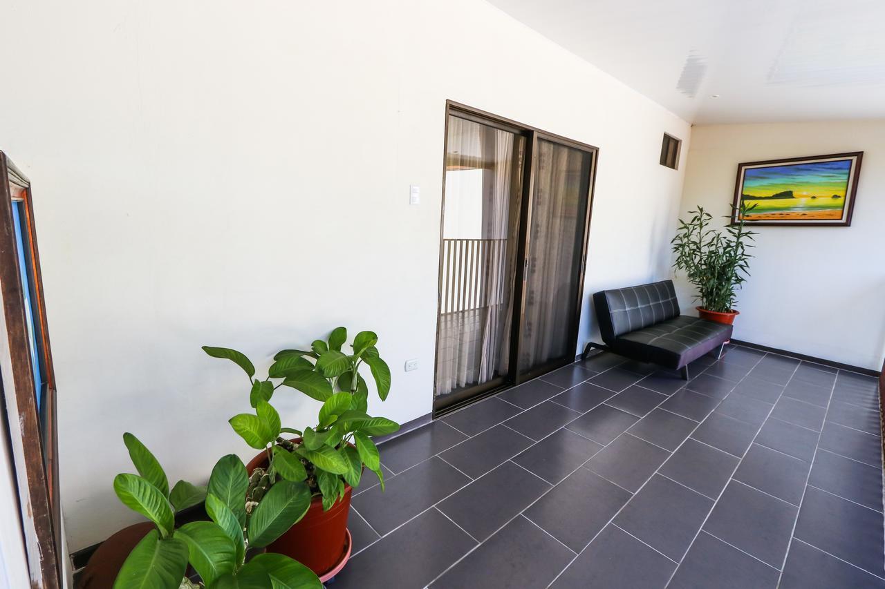 Hotel Flor Blanca Manuel Antonio Exterior photo